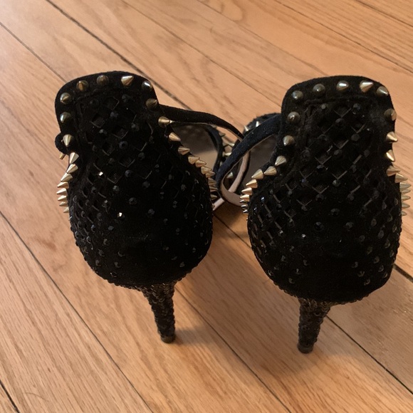 Zara - Heels with small gold spikes and mesh round toe - size 8 - Picture 5 of 11